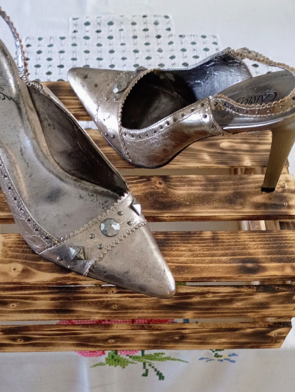 Carlos by Carlos Santana Metallic Silver Studded Pointed-Toe Heels